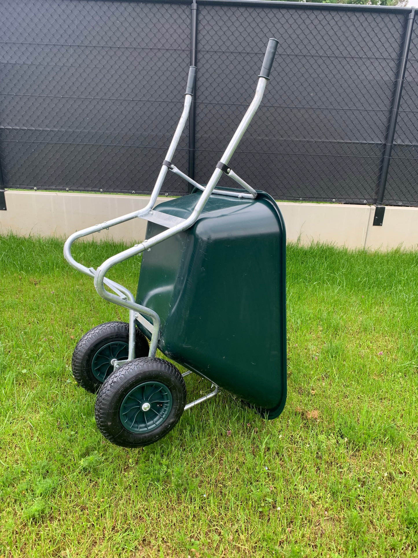 Model_200liter_dubbelas_luchtwielen_gegalvaniseerd